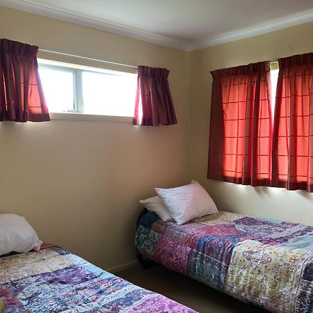 Korimako Ridge - Lake Hawea Holiday Home Экстерьер фото