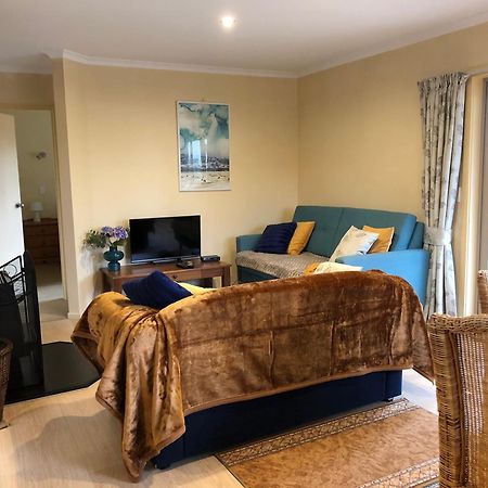 Korimako Ridge - Lake Hawea Holiday Home Экстерьер фото