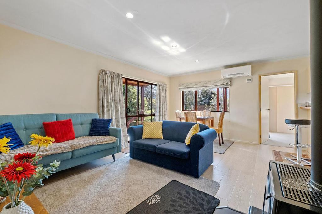 Korimako Ridge - Lake Hawea Holiday Home Экстерьер фото