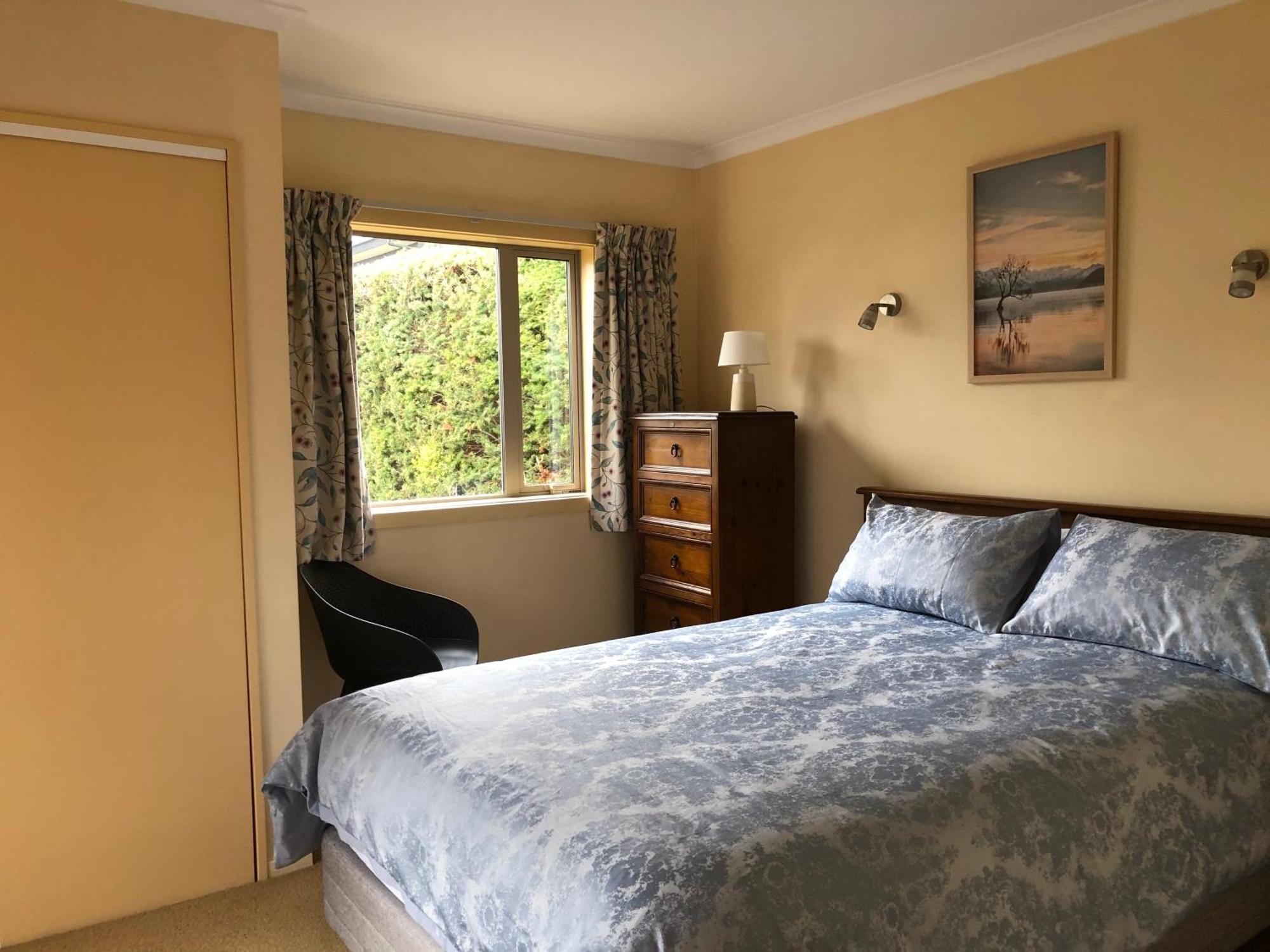 Korimako Ridge - Lake Hawea Holiday Home Экстерьер фото