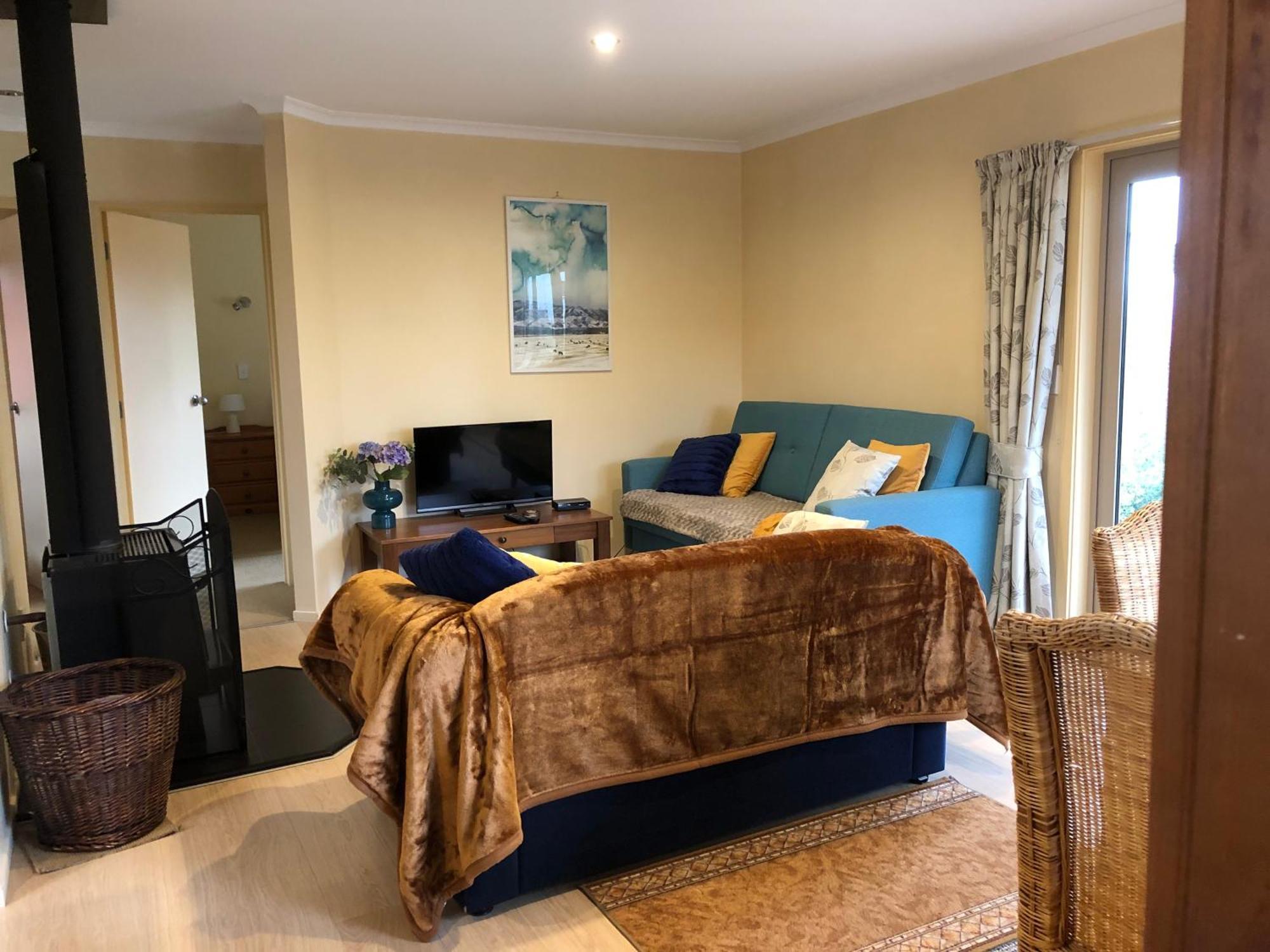 Korimako Ridge - Lake Hawea Holiday Home Экстерьер фото